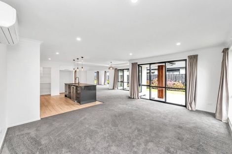 Photo of property in 29 Irvines Track, Halswell, Christchurch, 8025