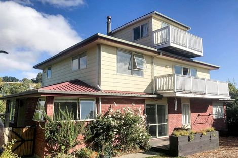 Photo of property in 4 Tau Crescent, Diamond Harbour, 8972