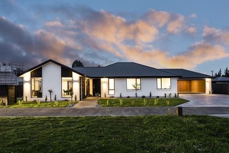 Photo of property in 12 Mellay Mews, Mosgiel, 9024