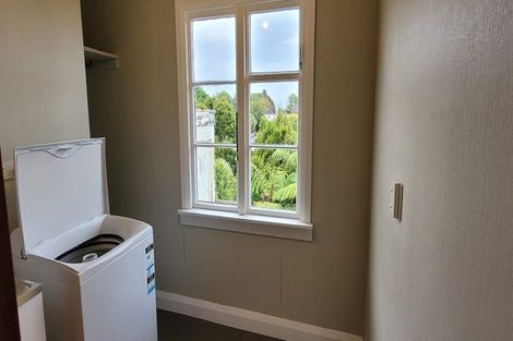 Photo of property in 32 Victoria Road, New Plymouth, 4310