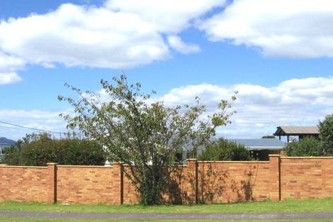 Photo of property in 99 Aberdeen Road, Castor Bay, Auckland, 0620