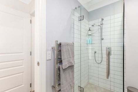 Photo of property in 23 Silverstream Road, Crofton Downs, Wellington, 6035