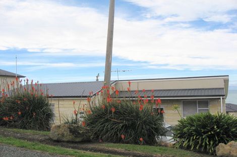 Photo of property in 17 Nasmyth Street, Kakanui, Oamaru, 9495