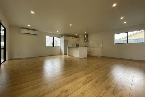 Photo of property in 134a Mcleod Road, Te Atatu South, Auckland, 0610