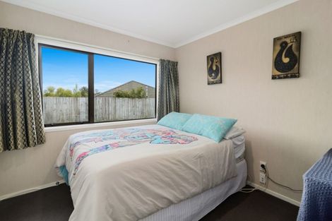 Photo of property in 33 Mccahon Drive, Pukehangi, Rotorua, 3015