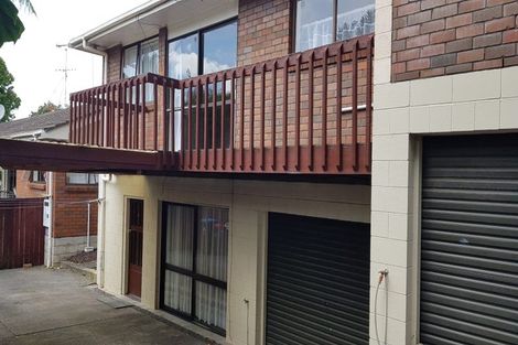 Photo of property in 27 Harris Road, Mount Wellington, Auckland, 1051