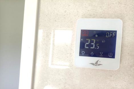 Photo of property in 27 Sheridan Drive, New Lynn, Auckland, 0600