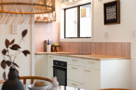 Photo of property in 4/506 Devonport Road, Tauranga South, Tauranga, 3112
