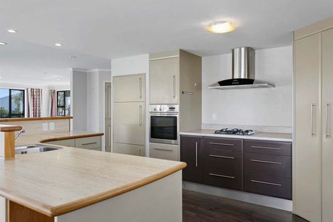 Photo of property in 34 Saint James Street, Richmond Heights, Taupo, 3330