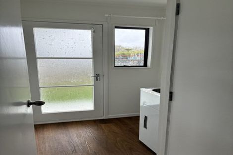 Photo of property in 2/70 Kelvin Road, Papakura, 2110
