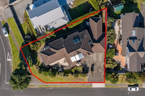 Photo of property in 2 Gordon Road, Mount Maunganui, 3116