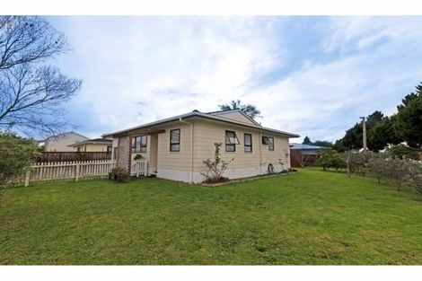 Photo of property in 2/1 Silverstone Place, Henderson, Auckland, 0612