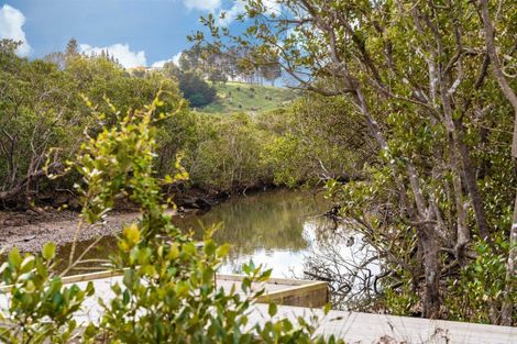 Photo of property in 24 Waimahanga Road, Onerahi, Whangarei, 0110