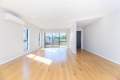 Photo of property in 8a Jeff Place, Howick, Auckland, 2014
