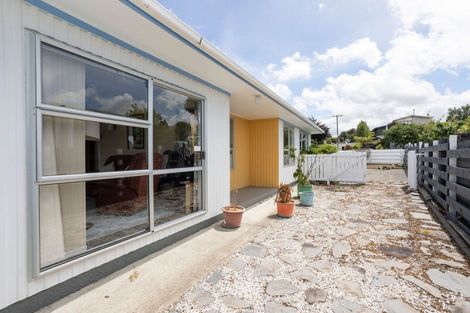 Photo of property in 22 Ries Street, Dannevirke, 4930