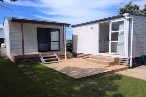 Photo of property in 37 Seaforth Road, Waihi Beach, 3611