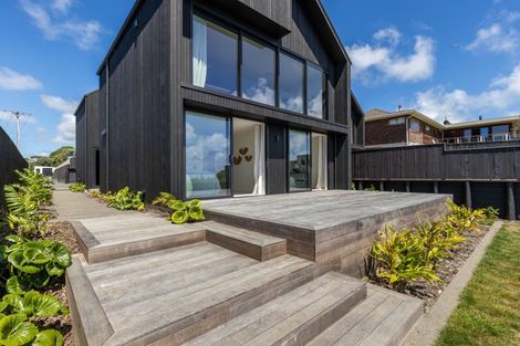 Photo of property in 10a Whiteley Street, Moturoa, New Plymouth, 4310