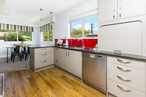 Photo of property in 15 Haylock Grove, Totara Park, Upper Hutt, 5018