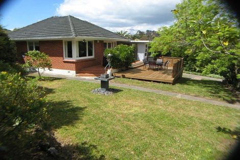 Photo of property in 19 Woodstock Road, Forrest Hill, Auckland, 0620