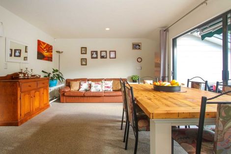 Photo of property in 10d Elliston Crescent, Stanmore Bay, Whangaparaoa, 0932