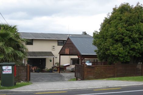 Photo of property in 1394 Whangaparaoa Road, Army Bay, Whangaparaoa, 0930