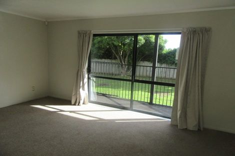 Photo of property in 31 Delaware Grove, Totara Park, Upper Hutt, 5018