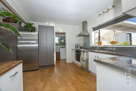 Photo of property in 67 Garfield Road, Helensville, 0800