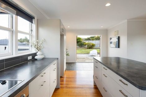 Photo of property in 50 Mansel Avenue, Hillcrest, Hamilton, 3216