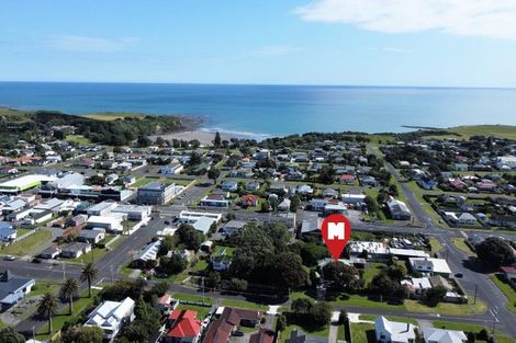 Photo of property in 54 King Street, Opunake, 4616