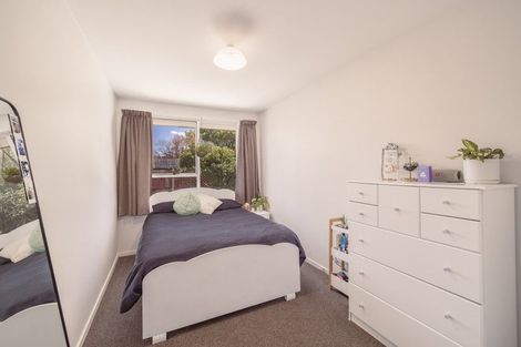 Photo of property in 2/90 Queenspark Drive, Parklands, Christchurch, 8083