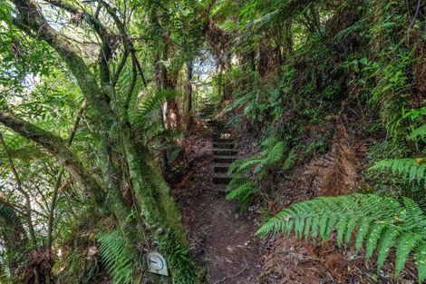 Photo of property in 115 Alfred Road, Egmont Village, New Plymouth, 4371