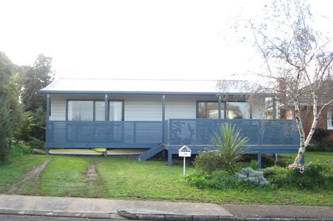 Photo of property in 3 Tui Crescent, Manurewa, Auckland, 2102