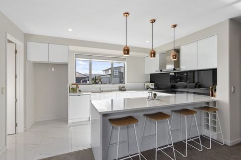 Photo of property in 18 Little Gem Road, Hornby, Christchurch, 8025