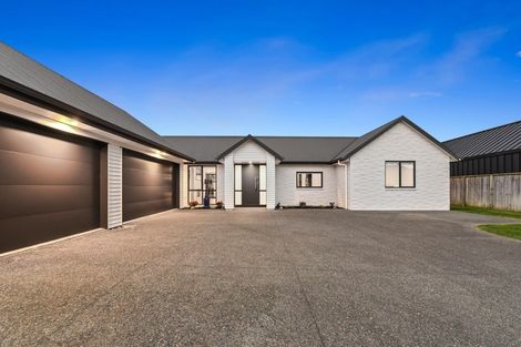 Photo of property in 35 Roy Hilton Drive, Flagstaff, Hamilton, 3210