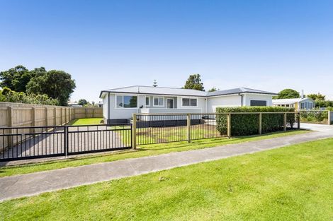 Photo of property in 35 Dorset Street, Opunake, 4616