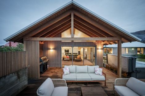 Photo of property in 5 Niger Street, Wanaka, 9305