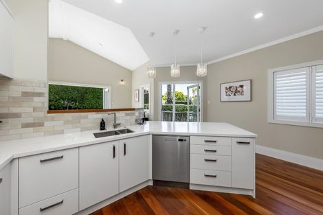 Photo of property in 48 Chester Avenue, Westmere, Auckland, 1022