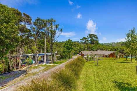 Photo of property in 17 Yelash Road, Massey, Auckland, 0614