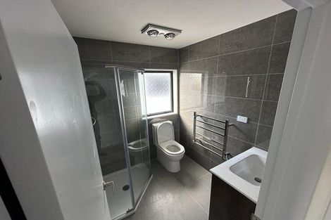 Photo of property in 4 Nagra Lane, Papakura, 2110