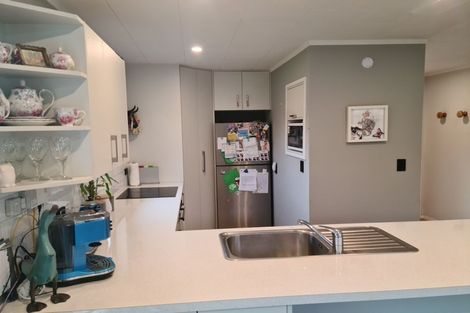 Photo of property in 256 Major Drive, Kelson, Lower Hutt, 5010