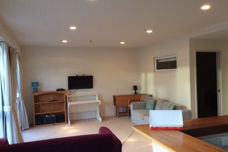 Photo of property in Terrace Heights Apartments, 9a/163 The Terrace, Wellington Central, Wellington, 6011