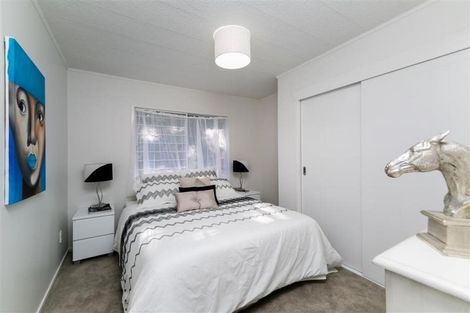 Photo of property in 11/66 Astley Avenue, New Lynn, Auckland, 0600