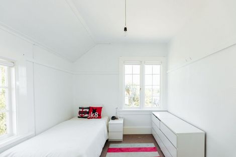 Photo of property in 98 Wansbeck Street, Holmes Hill, Oamaru, 9401