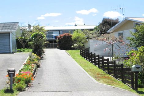 Photo of property in 15 Kinder Street, Acacia Bay, Taupo, 3330