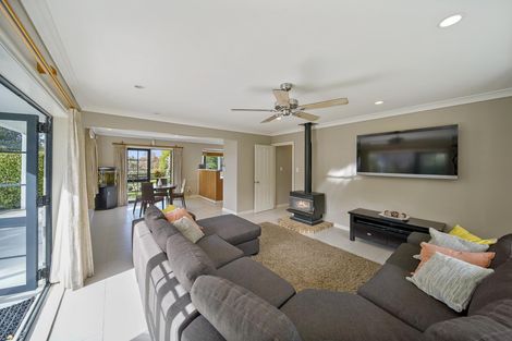 Photo of property in 22 Ranfurly Road, Alfriston, Auckland, 2105