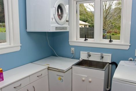 Photo of property in 418 Main Road, Kaiata, Greymouth, 7805