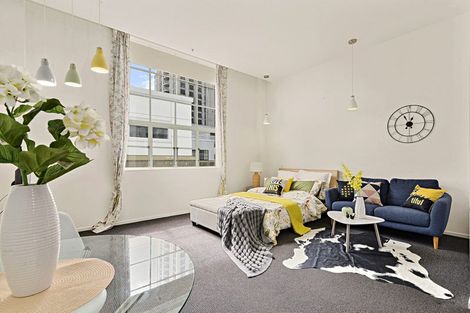 Photo of property in 4/6 Victoria Street, Ebdentown, Upper Hutt, 5018