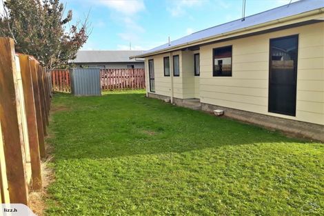 Photo of property in 11 Balmoral Street, Levin, 5510