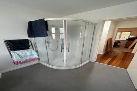 Photo of property in 9 Houghton Bay Road, Houghton Bay, Wellington, 6023