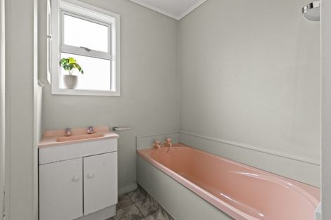 Photo of property in 24 Clark Avenue, Pirimai, Napier, 4112